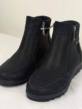 Thinsulate Black Winter Ankle Boots Women’s Size 6 Waterproof